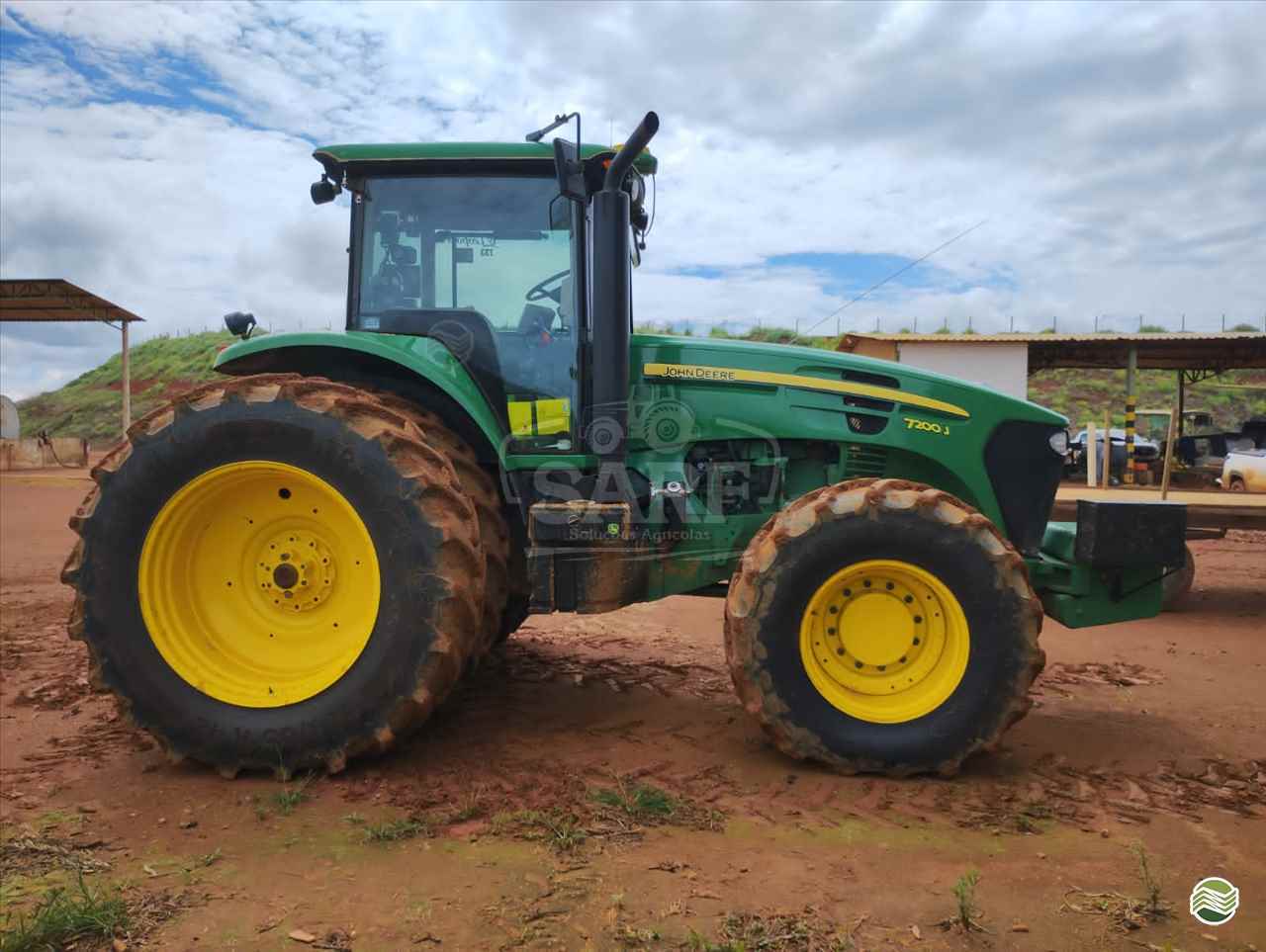 TRATOR JOHN DEERE JOHN DEERE 7200J Tração 4x4 SARF Soluções Agrícolas UBERLANDIA MINAS GERAIS MG